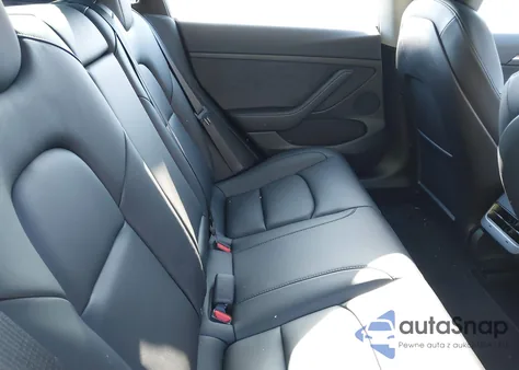 2021 Tesla Model 3 Performance Dual Motor All-Wheel Drive z USA, uszkodzony, nr VIN 5YJ3E1EC5MF090518